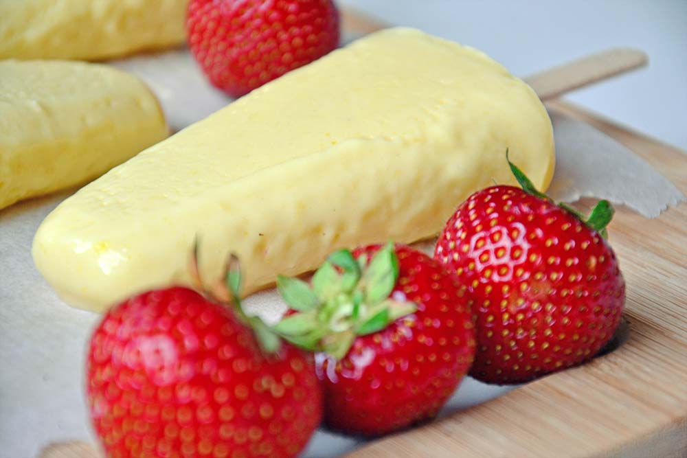 Mango popsicle