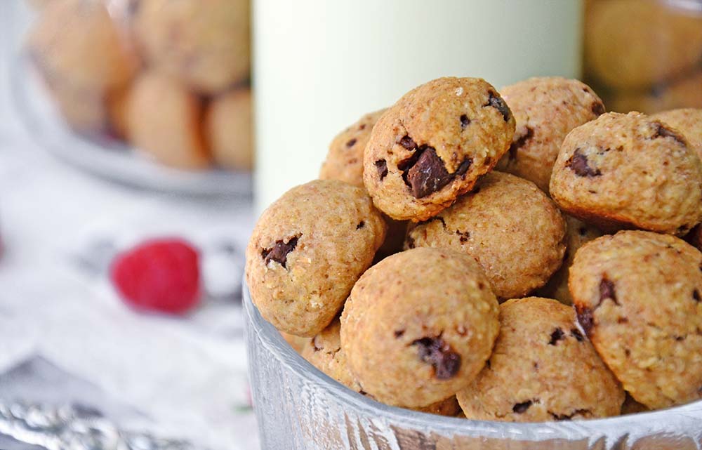 Oatmeal double chocolate chip cookie bites