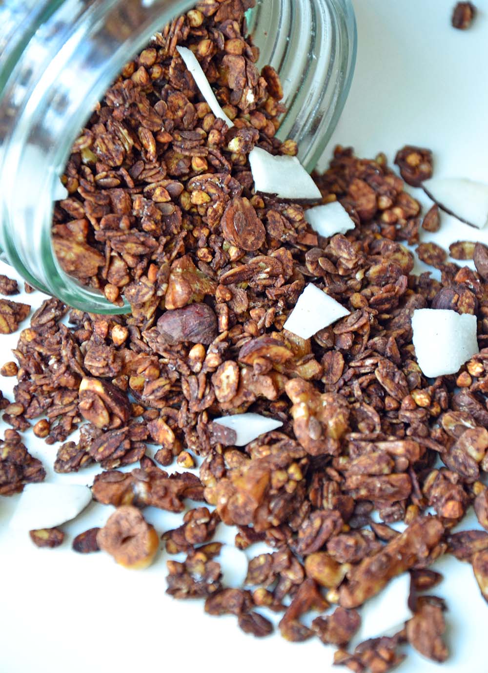Crunchy chocolate buckwheat granola