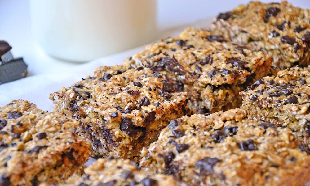 Oatmeal peanut cookie bars