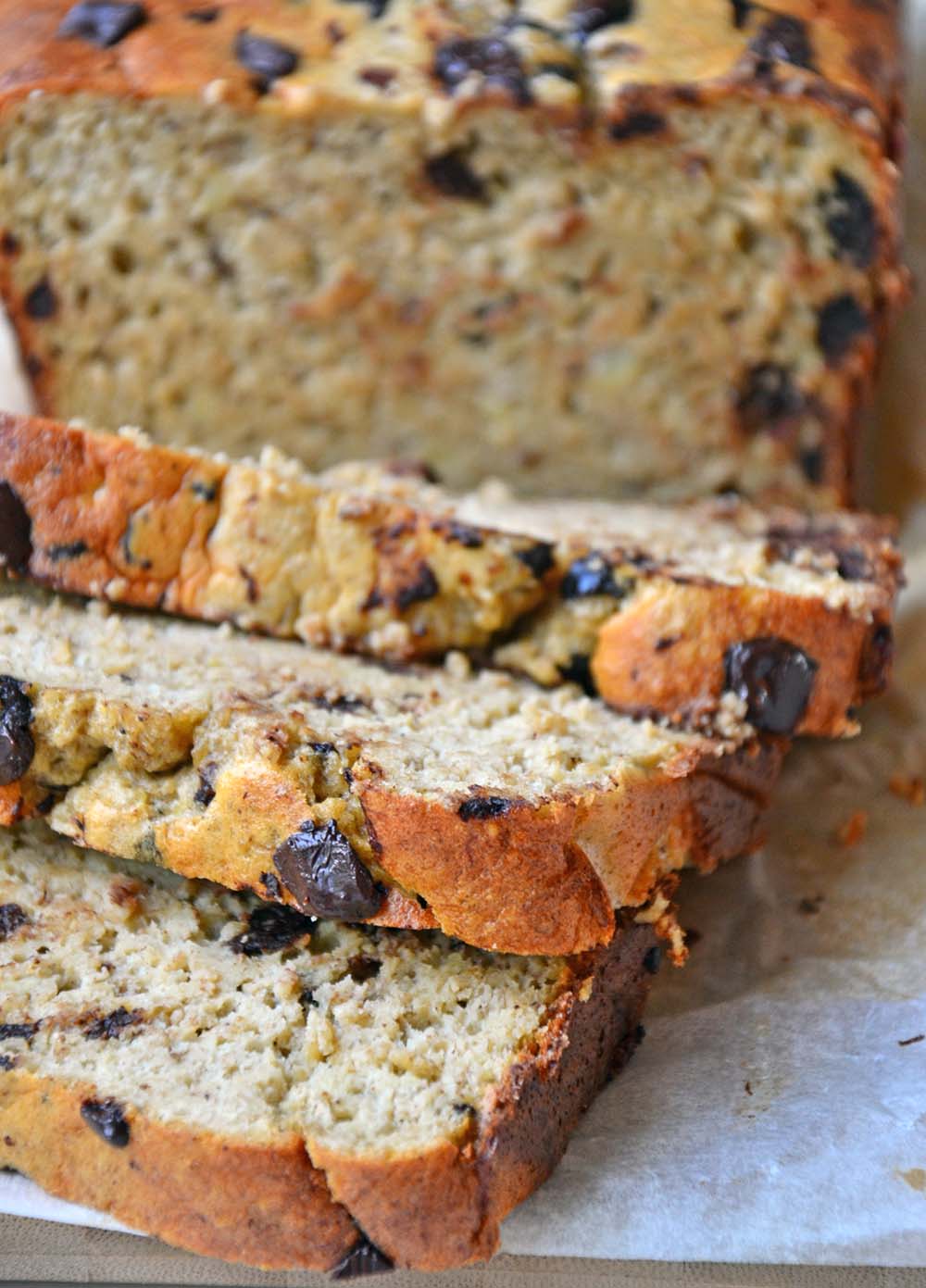 Healthy chocolate chip banana chip