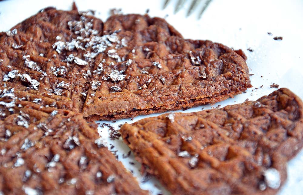 Spicy chocolate brownie waffles