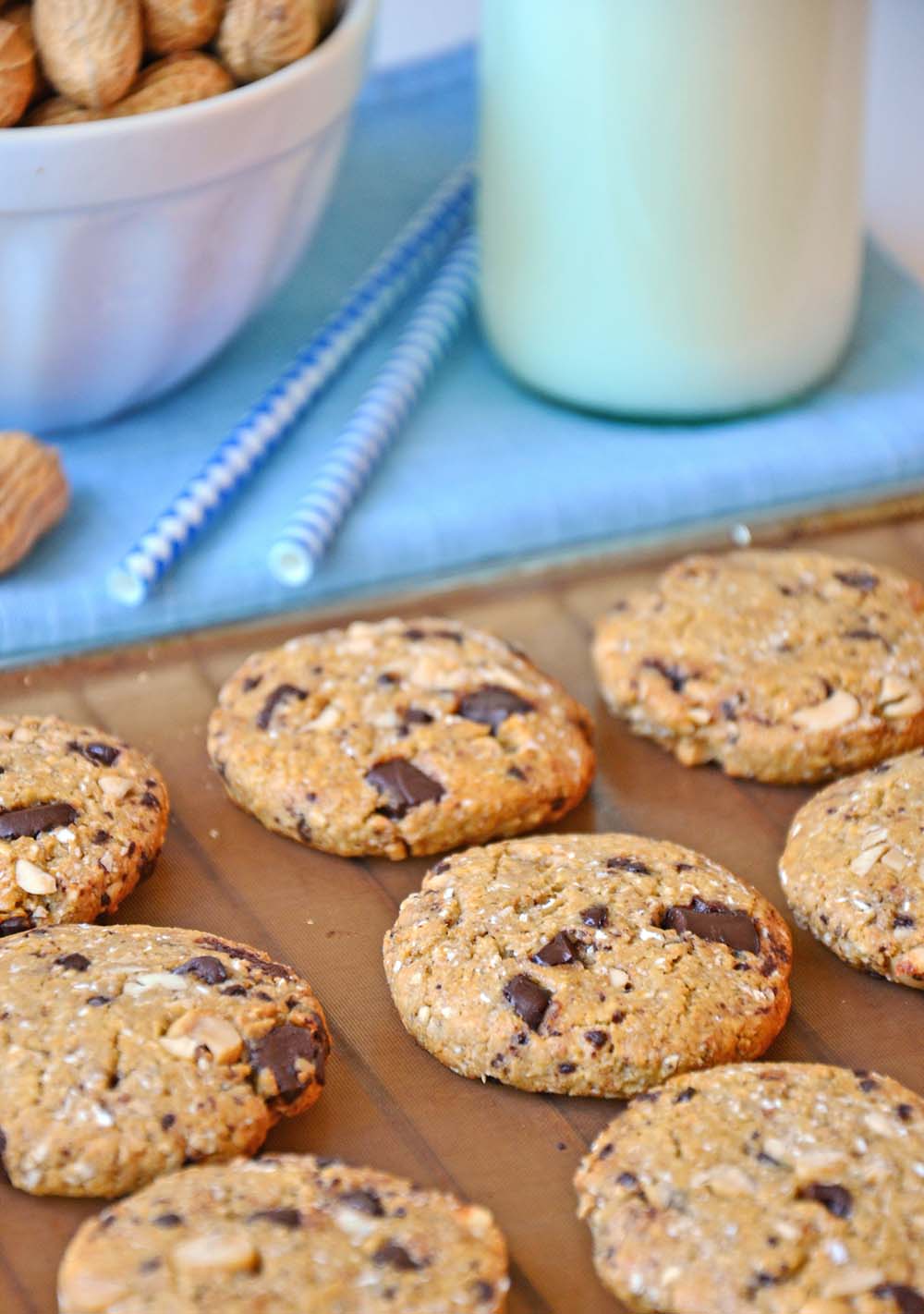 Peanut chocolate chip cookies