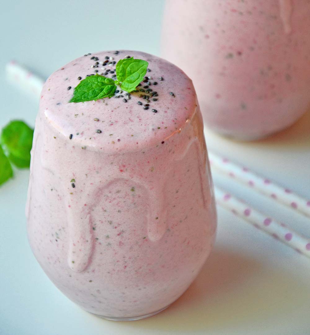 Stawberry mint smoothie