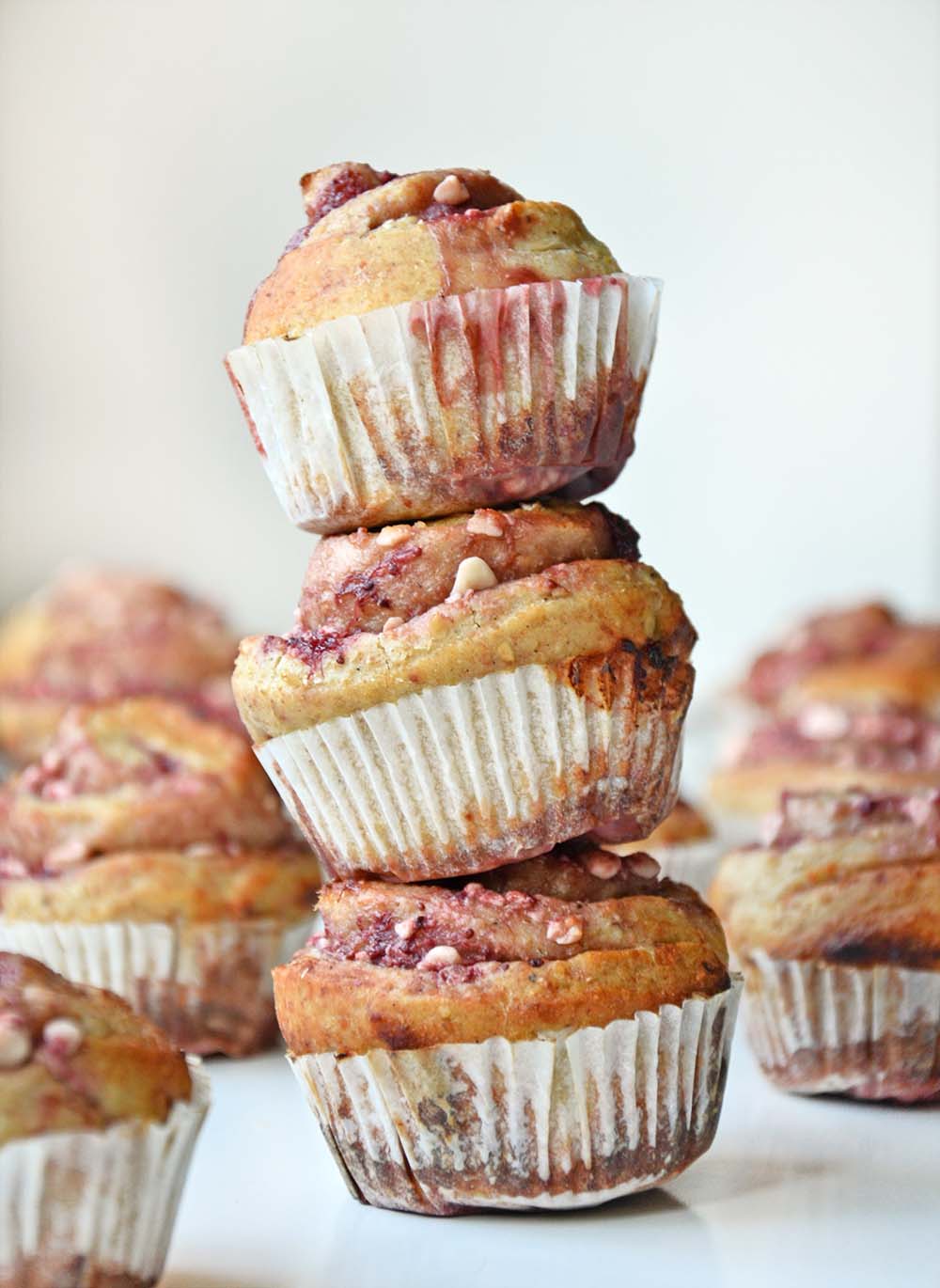 Strawberry cottage cheese buns