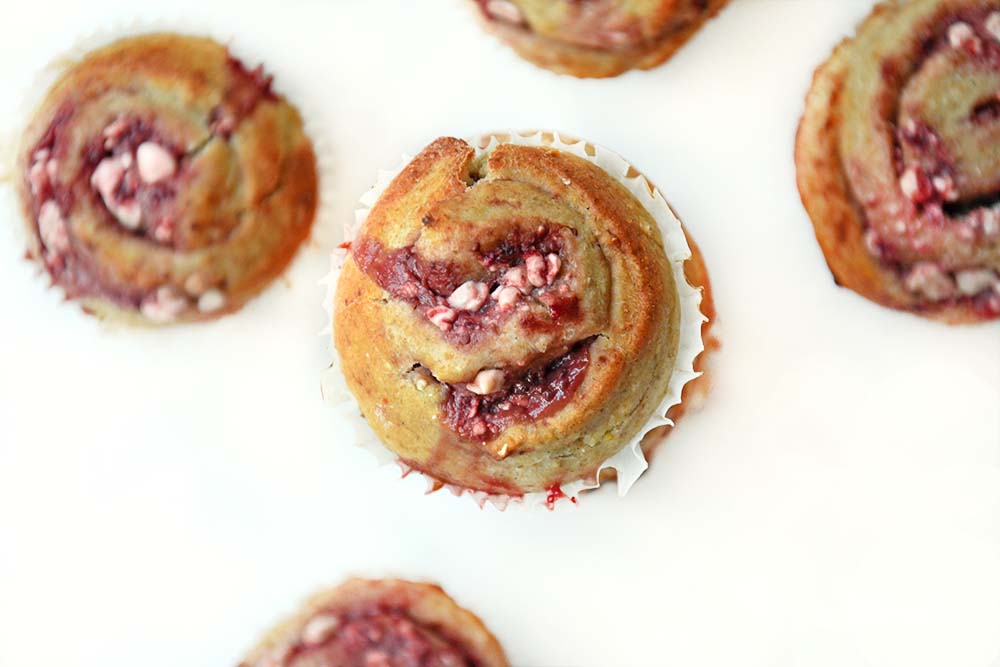 Strawberry cottage cheese buns