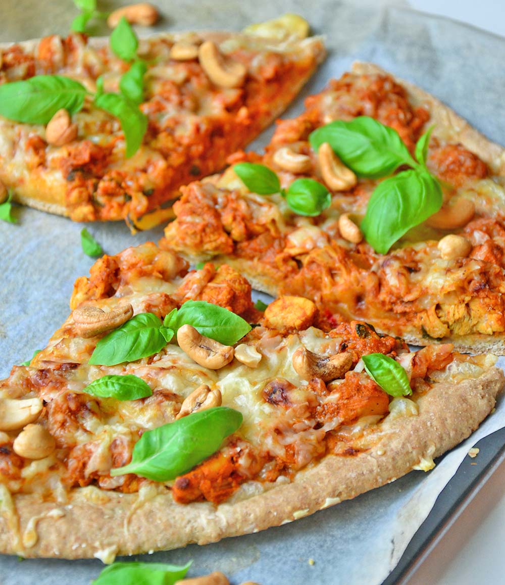 Tikka masala pizza