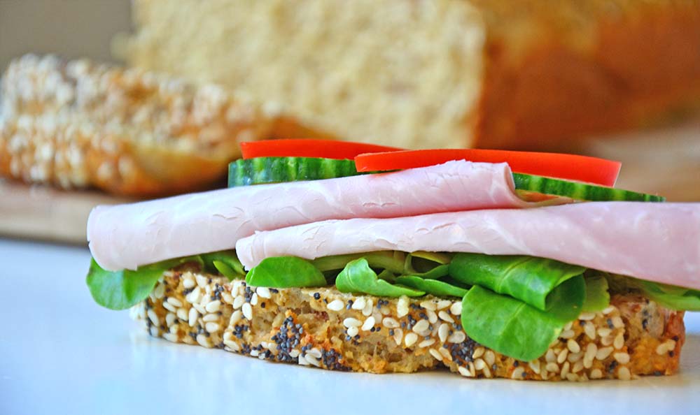 Whole grain oatmeal protein bread