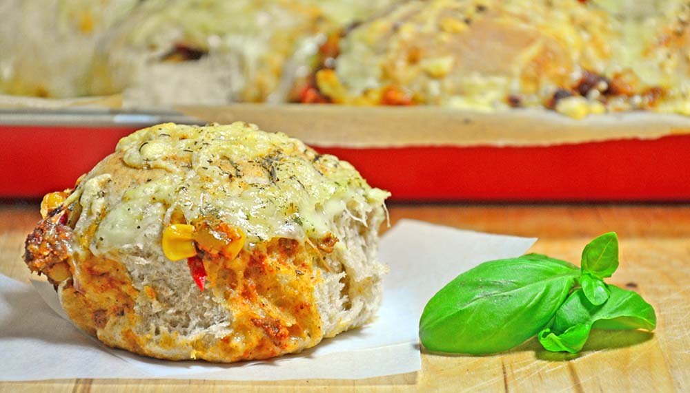 pizza buns