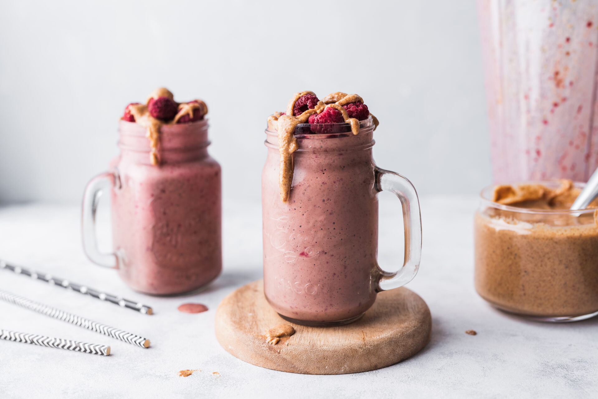 Kirsebærsmoothie med mandelsmør