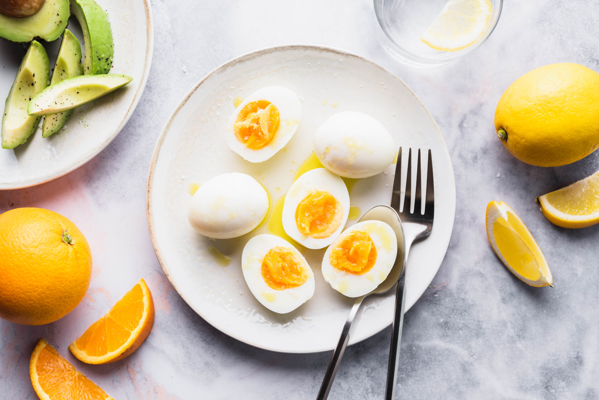 Kokte egg med sitron og extra virgin olivenolje
