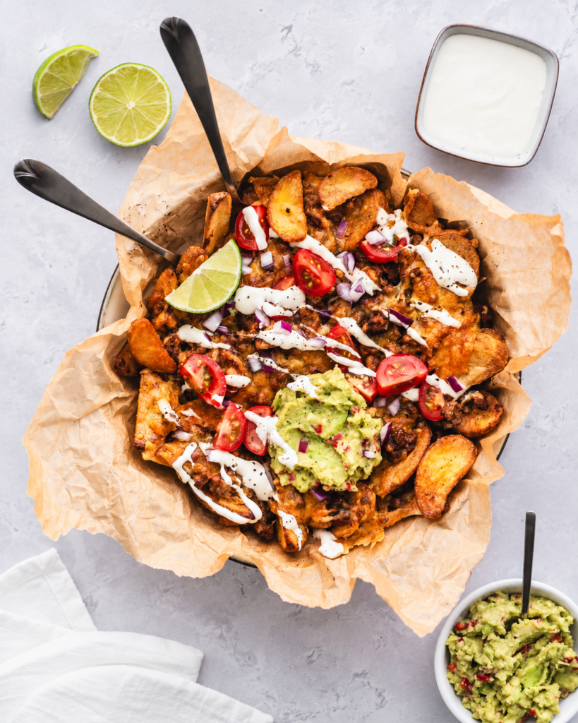 Dirty fries med kjøttdeig, cheddar og guacamole