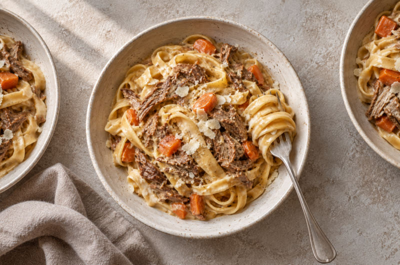 Kremet pasta med lam og parmesan