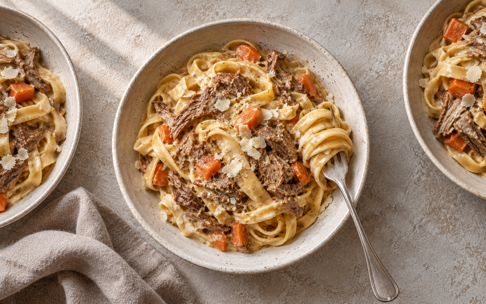 Kremet pasta med lam og parmesan